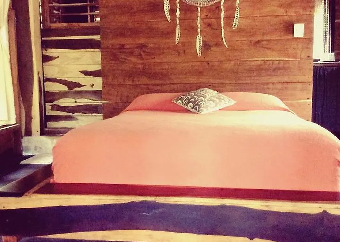 Escarabajo Rojo 3* Tulum Pueblo