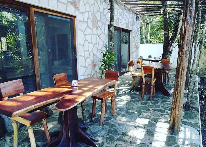 Escarabajo Rojo Acomodação com café da manhã  3*